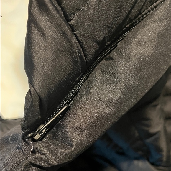 lululemon packable down puff jacket - Picture 5 of 8